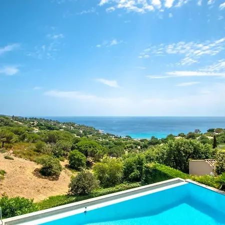 La Vigie L Pool & Sea L Shellter