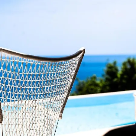 펜션 La Vigie L Pool & Sea L Shellter